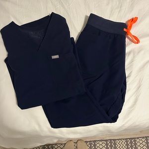 Figs set - Catarina 1- pocket top and Nepal straight leg scrub bottoms, navy, XS